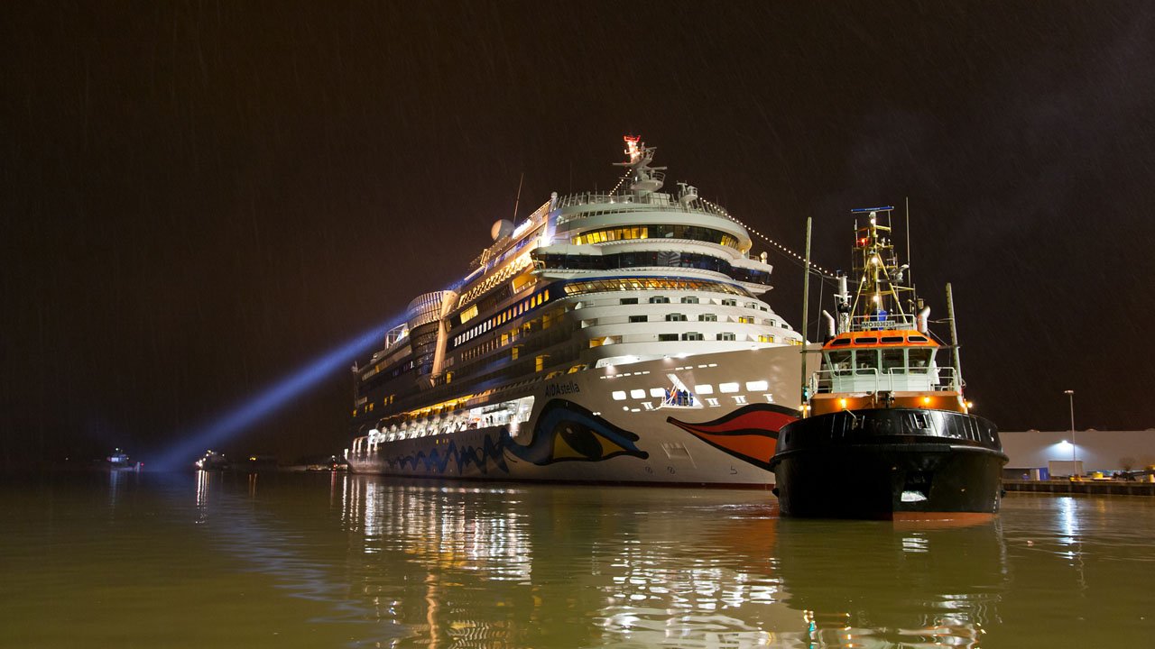 papenburg-meyer-werft-2013-aida-stella-012