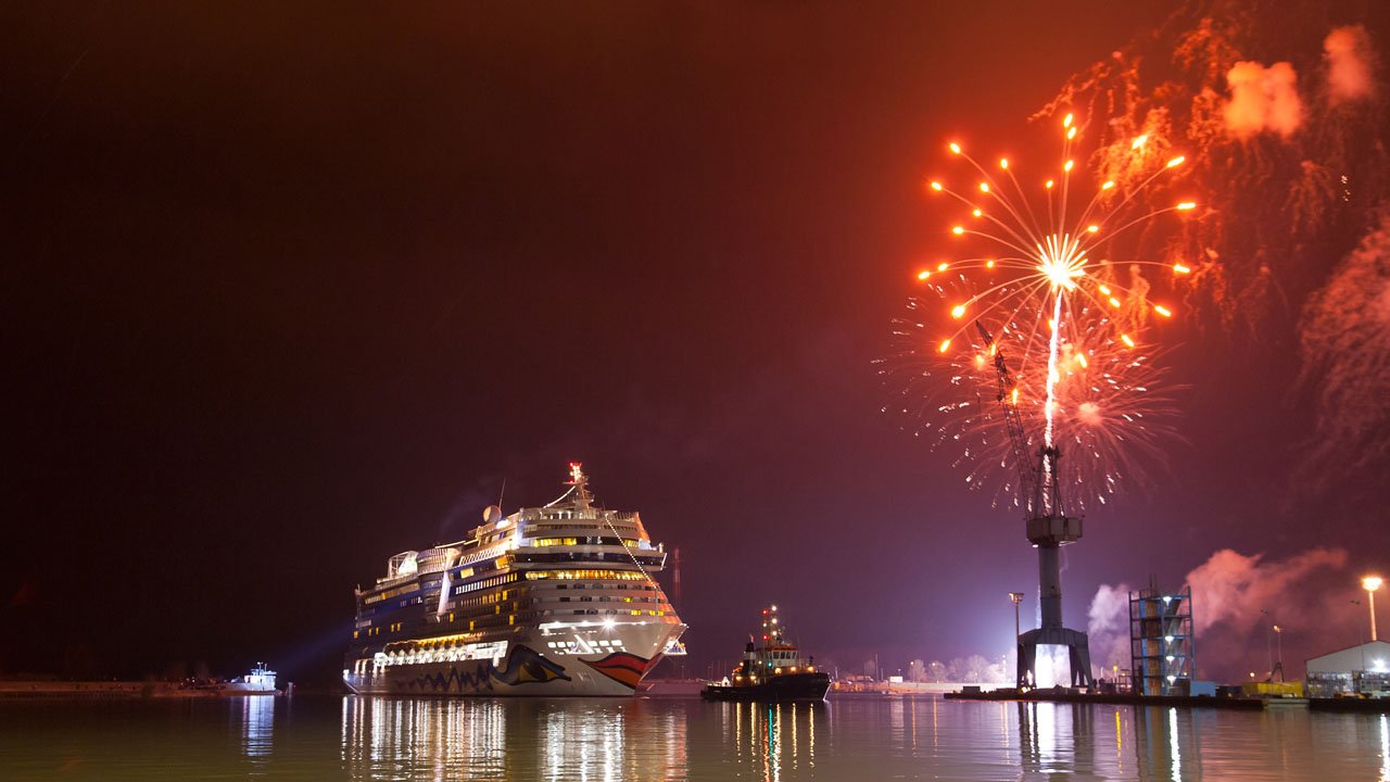 papenburg-meyer-werft-2013-aida-stella-020