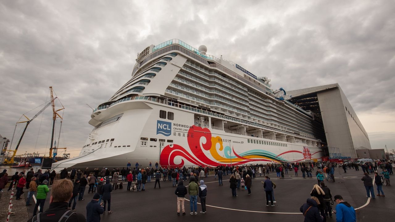 Papenburg-Norwegian-Joy-2017-027